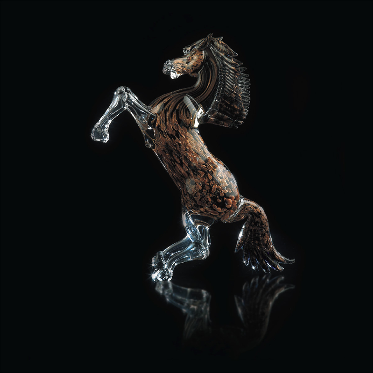 Cavallo piccolo in vetro di murano avventurina nero in piedi H.23cm